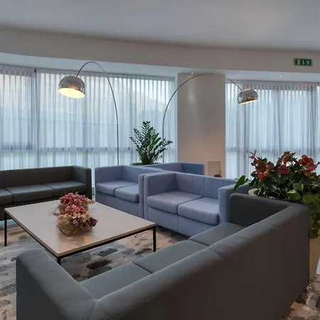 史波堤泰伦酒店