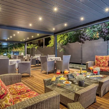 史波堤泰伦酒店 3*