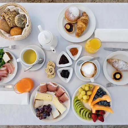 史波堤泰伦酒店 3*