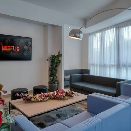 史波堤泰伦酒店 酒店