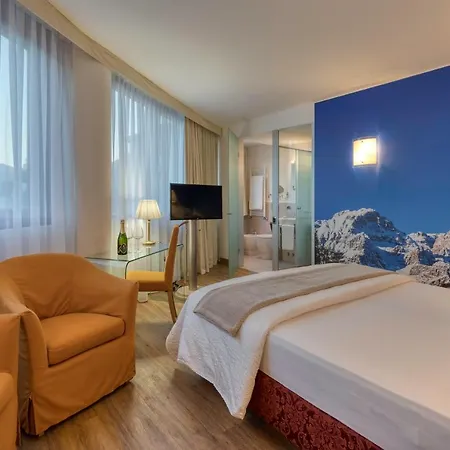 Hotell Sporting 3*