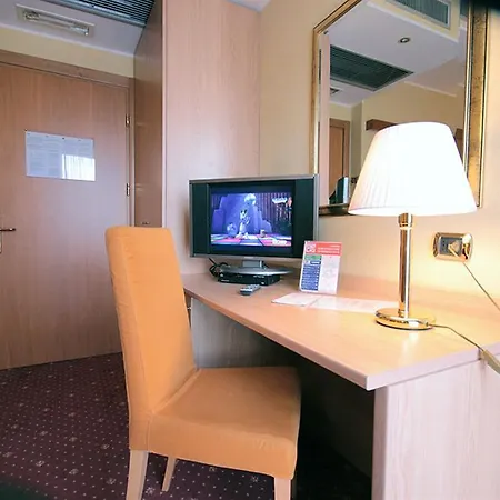 史波堤泰伦酒店 3*